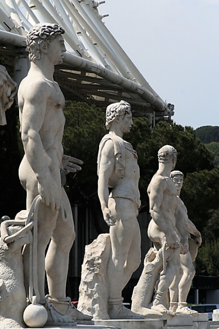 Stadio dei marmi 367